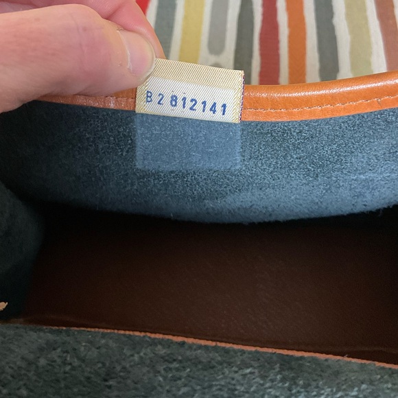 🚨SALE Vintage Dooney & Bourke Black/Tan Small Carpet/Handle Bag. PRICE FINAL - Picture 10 of 15